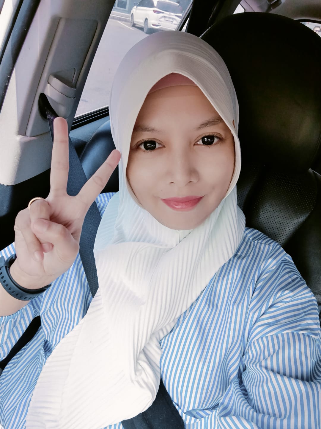 SandhyStudio